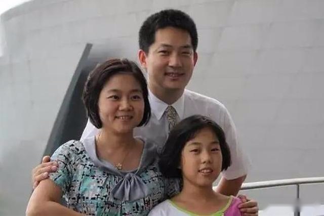 不顾母亲反对，娶了离婚还大自己8岁的师姑，常昊张璇现状如何？