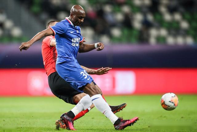 2020中超最佳老将阵容:世界级铁闸压阵 保利尼奥领衔中场