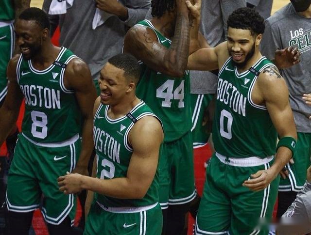 崔士波：主看两队打法！魔术vs凯尔特人 让分胜负深度分析