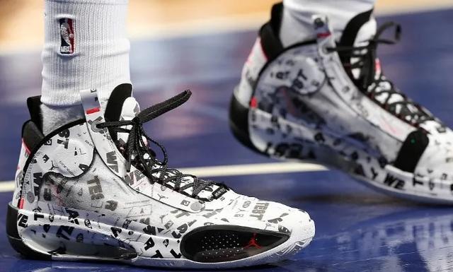 NBA球员上脚：黄蜂队的篮球鞋，AJ和PG4很亮眼