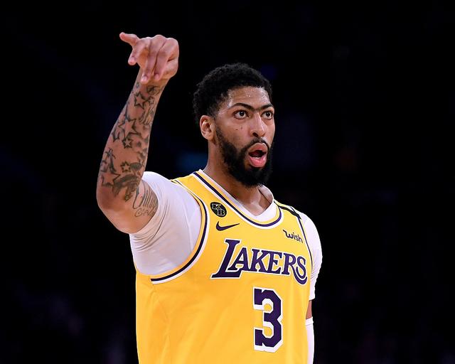 4项数据第1+最佳防守球员热门！他那么炸裂，连MVP候选人都不是？