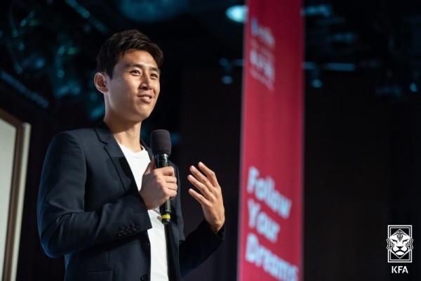 前韩国国脚首谈退出国家队原因：“键盘侠的恶评让我不堪其扰”