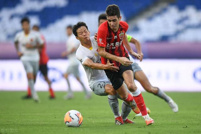 评分9.2！上港4-0大胜之夜最强指挥官不该被遗忘，他才是最大功臣