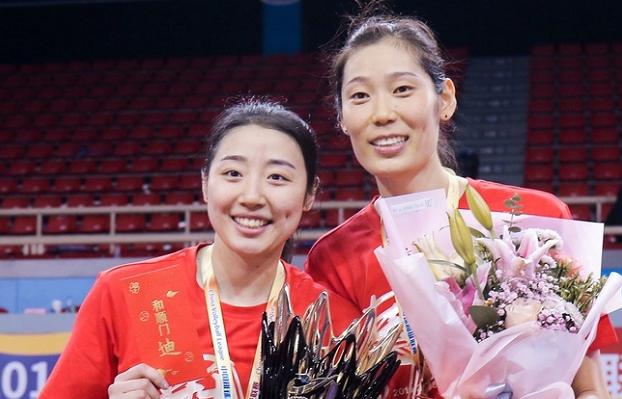 登热搜榜!《夺冠》正式定档,郎平女儿+朱婷等13名女排国手参演