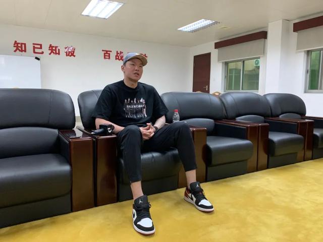 专访朱芳雨：盼阿联6个月重返赛场，内线引援不考虑外援