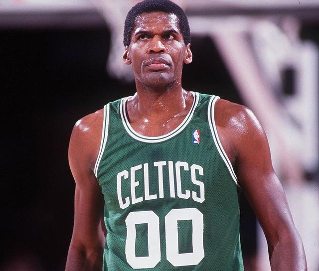 成就NBA的50大偶像球星：黑白双雄造经典，天勾影响力无匹