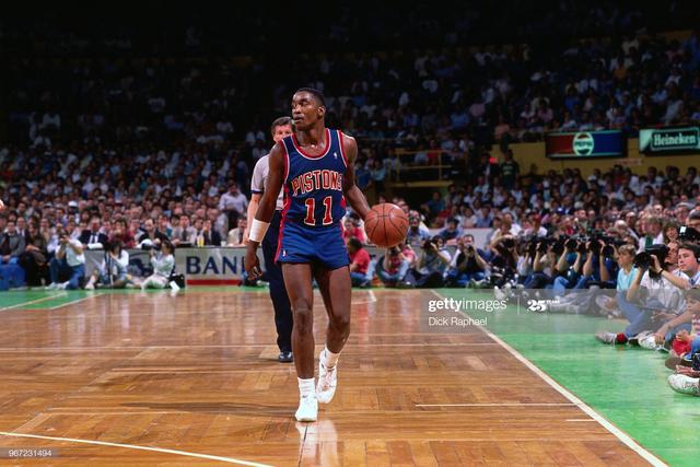 成就NBA的50大偶像球星：黑白双雄造经典，天勾影响力无匹