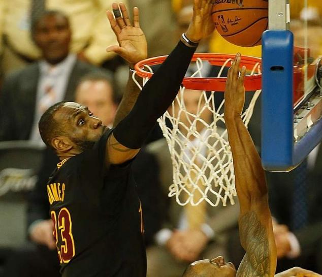 NBA有史以来的5大“体力怪”，张伯伦垫底 乔丹排第3