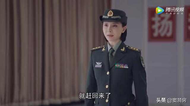 最美逆行者：一句话就能牵扯到女权，歌颂却看不到，认真追剧了？