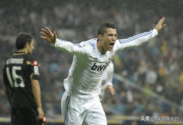 20年边锋最佳转会Top10，C罗第1，罗本第2，阿扎尔第5