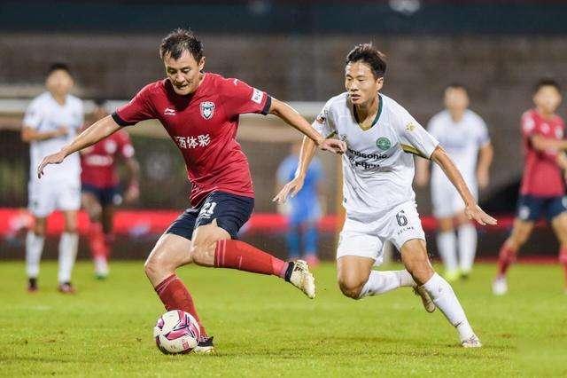 中甲最大黑马诞生!升班马开局三连胜,或将完成“四年四级跳”