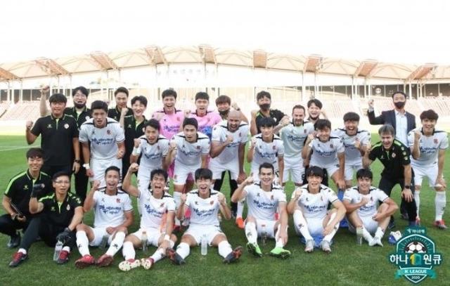 K1联赛第22轮综述：蔚山登顶常规赛，光州书写新历史