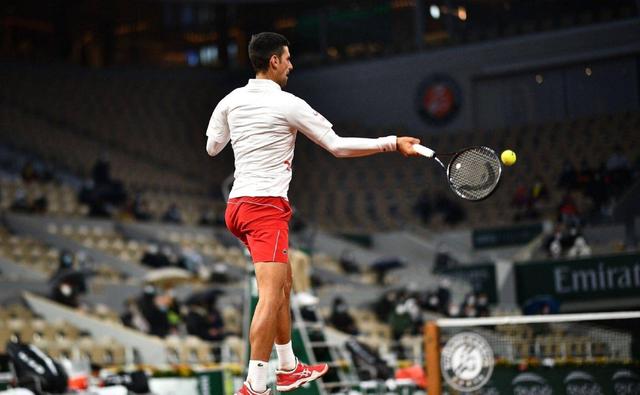 法网男单八强出炉！德约科维奇领衔上半区，两场恶战谁能胜出？