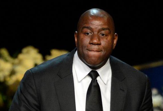 拉塞尔退休后 谁能接替他颁发FMVP奖杯？满打满算就3人