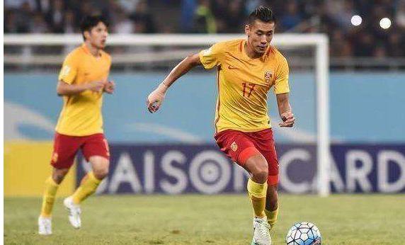 昔日国足“躲球帝”终得正名，带伤出战13场中超，堪称球员楷模