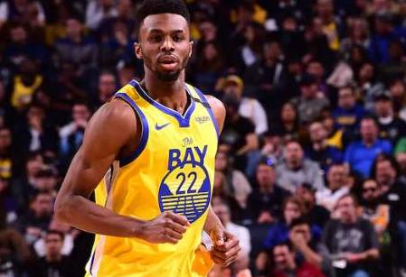 NBA现役从未打过替补的5大球星，保罗上榜 詹姆斯最可惜