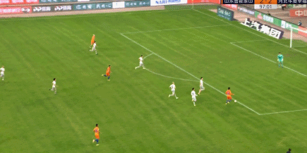 8-5!鲁能踢疯了,郝伟用人存争议,国足希望之星4场15分钟
