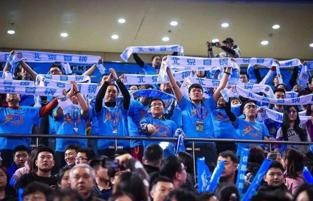 球迷首选平台310直播让你身临其境感受激情对决