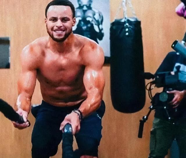 NBA这些“瘦子”骗了多少人？欧文6块腹肌 艾弗森浑身肌肉