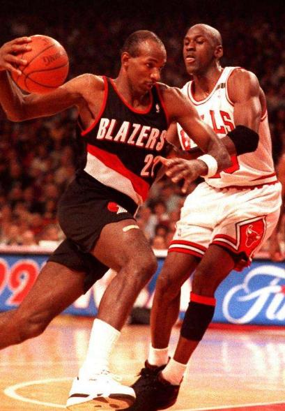 NBA历史上替补球员有很多，但最后逆袭成巨星 也就5人