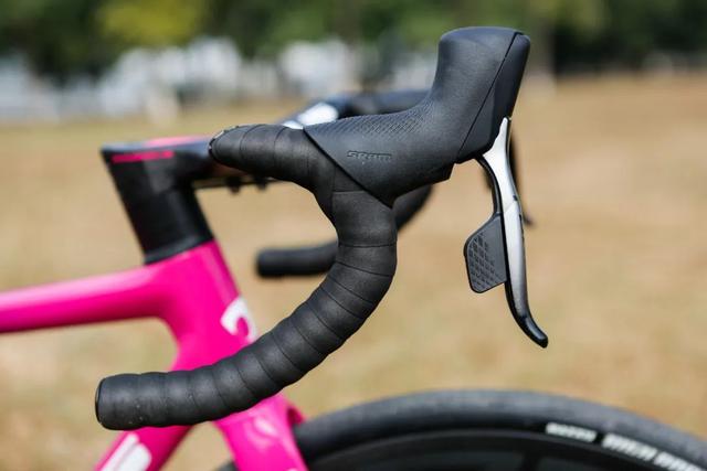 「知更鸟涅槃」瑞豹Pardus Robin Evo尝鲜报告