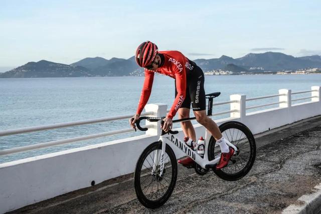 公路自行车世巡赛 2021赛季19支顶级车队全新面貌盘点