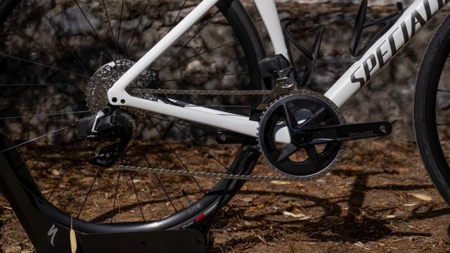 SRAM发布Rival AXS无线电子变速套件 剑指电变与机械中间的市场真空