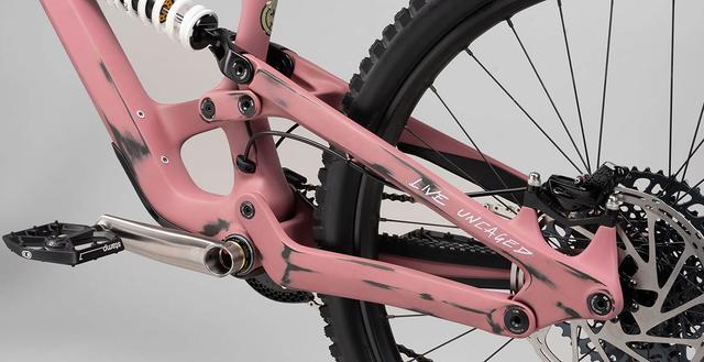 车架更轻 取消27.5车型 YT推出新款Capra