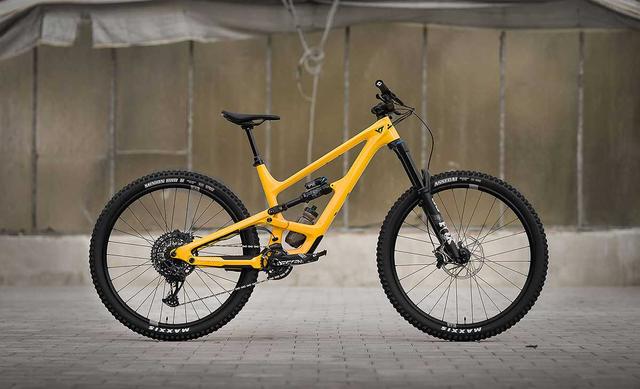 车架更轻 取消27.5车型 YT推出新款Capra