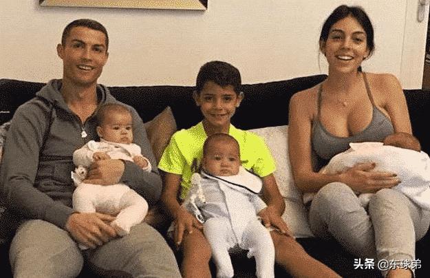 拒绝奥尼尔、霍华德的追求,超模乔丹卡佛为何对C罗情有独钟?