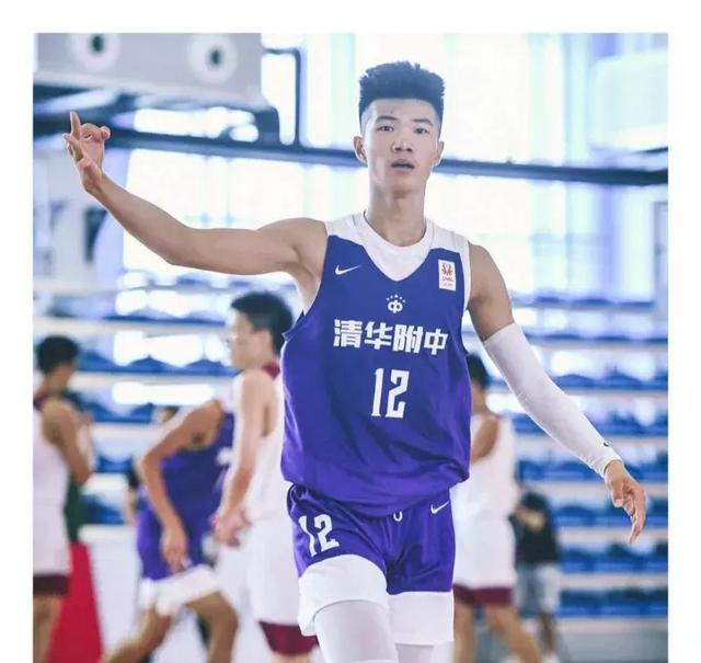 广东男篮动态:杜锋和徐杰拍正能量宣传片,青训队豪取4连胜进4强