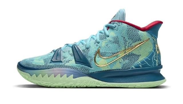 字母哥3曝光：不让其它品牌签约MVP，对耐克很重要