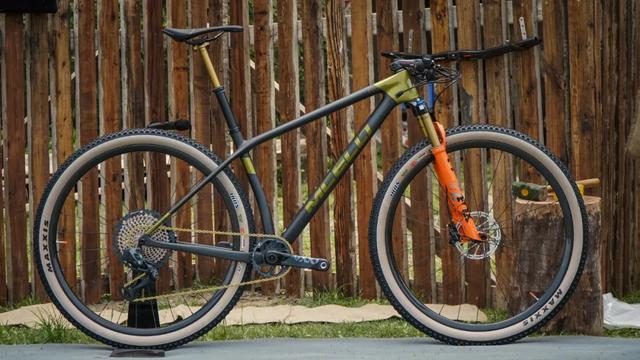 马克罗/MCELO一体成型山地车EVO ONE发布 车架仅售10998￥