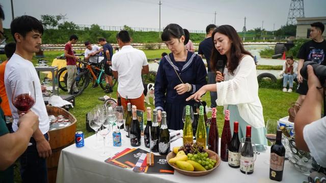 马克罗/MCELO一体成型山地车EVO ONE发布 车架仅售10998￥