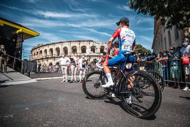 环法S13 平车王记录！卡文迪什提大四喜迎34胜