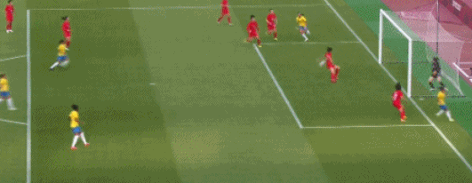 开场连丢2球！贾秀全不满：32分钟就换人，上前锋搏命，王霜隐身