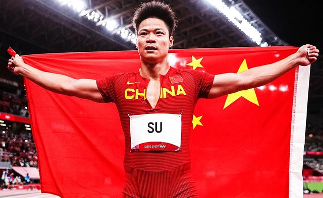 赢了！美国4x100米严重失误无缘决赛，中国0.002秒绝杀排名第一