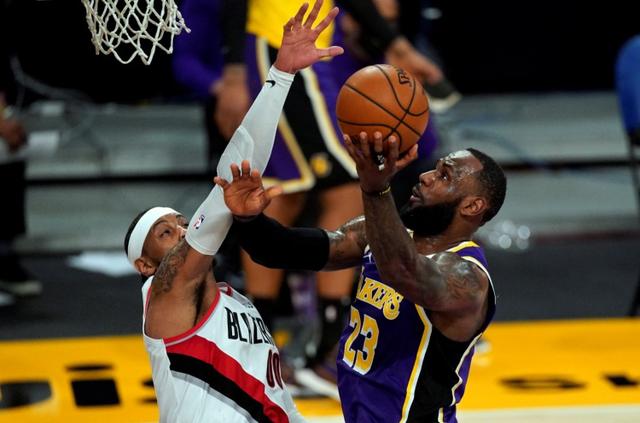 安东尼澄清香蕉船内幕：当时我并不在船上，韦德的老婆占我的位置