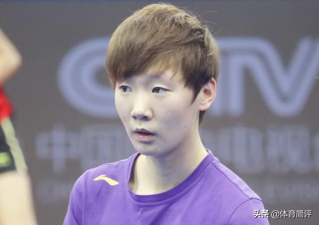 王曼昱想要赚钱给父母买房，奥运会之前，她每个月的工资有多少？