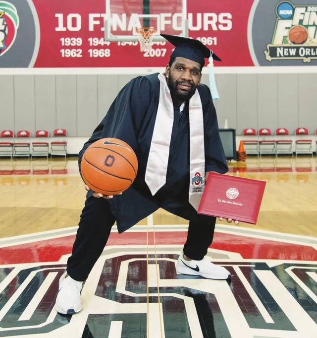 恭喜奥登!退役整整五年!他终于回归篮球