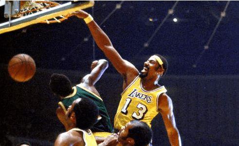 “篮球皇帝”张伯伦这5大纪录,后辈别说超越 连挑战勇气都没有