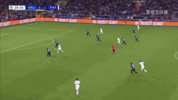 欧冠-姆巴佩伤退梅西远射击中横梁 巴黎1-1布鲁日