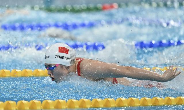 “蝶后”张雨菲全运无敌存在！首金拿下冲击200蝶，一言戳中泪点