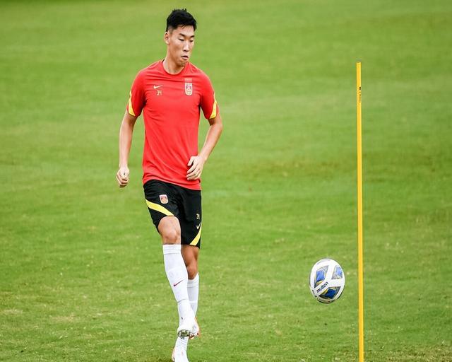 国足惨败揪出最差4人:京沪鲁3人可谓卧底,李铁首战之地该下课