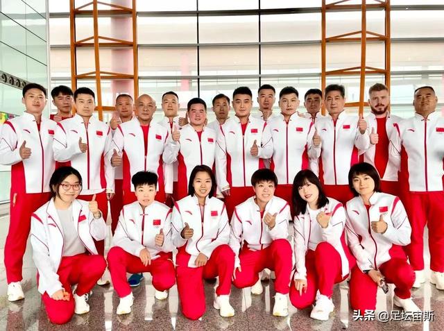 国乒幕后功臣难当!恩师为女儿离开孙颖莎,肖战2次为王曼昱痛哭