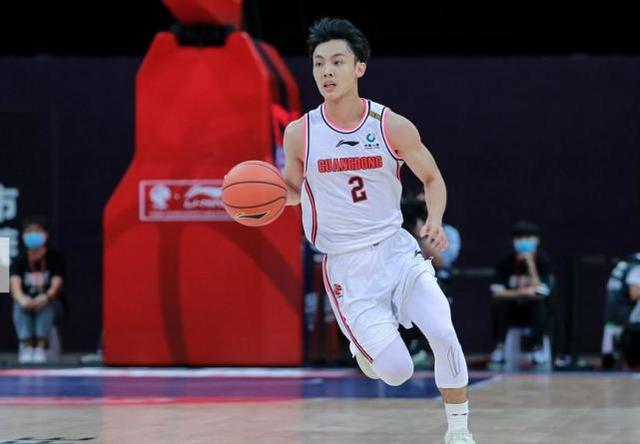 一招打遍联赛!广东1.79米小将砍24+7成候补首领,赛后讲话像输球