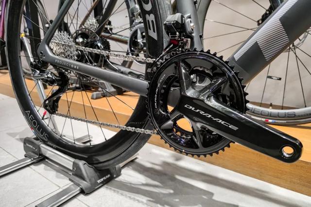 Shimano Dura-Ace R9270 12s公路油碟电变套件：实物赏析及详解