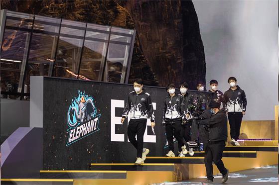 DOTA2：“银河战舰”陨落！小象正式宣布战队进入不活跃状态