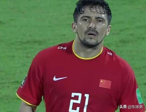 官媒批评换人,洛国富回应撕破谎言,李铁:睡得很早,尽力了