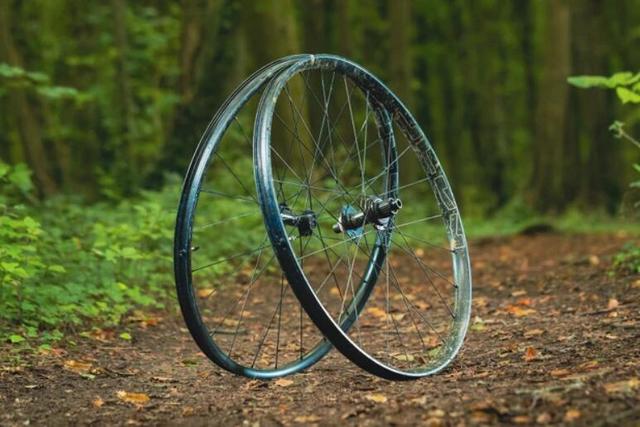 好物推荐！18款山地车轮组供你选择